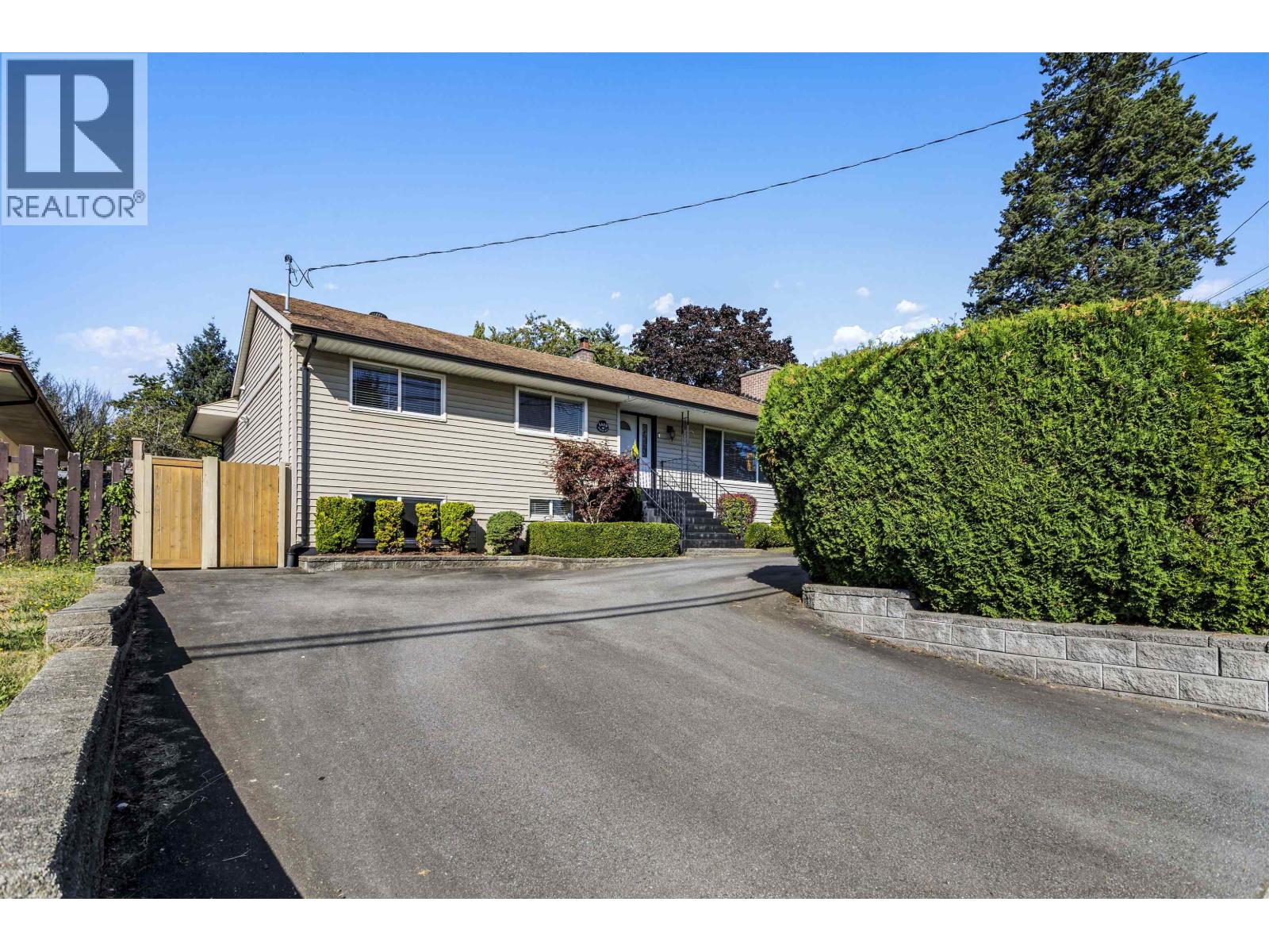 1419 Austin Avenue, Coquitlam, British Columbia  V3K 3P6 - Photo 3 - R3058647