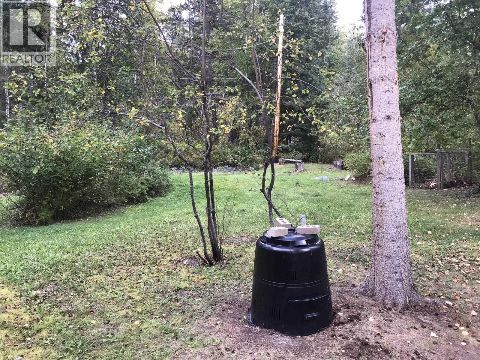 3548 Sellars Road, 100 Mile House, British Columbia  V0K 1L0 - Photo 30 - R3052024