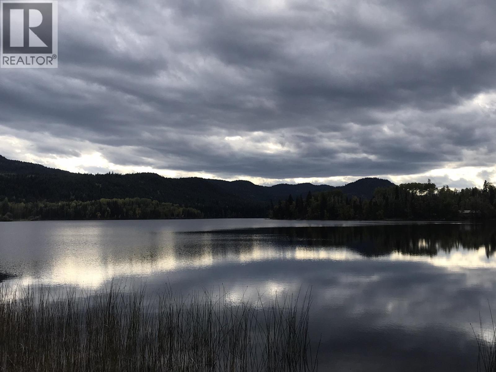 3548 Sellars Road, 100 Mile House, British Columbia  V0K 1L0 - Photo 11 - R3052024