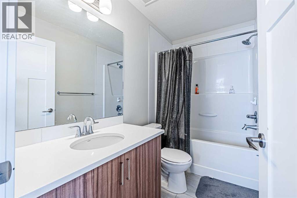 329 South Point Green Sw, Airdrie, Alberta  T4B 4L1 - Photo 33 - A2254221