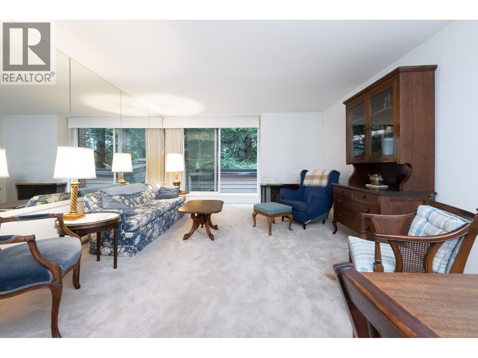 4083 Parkway Drive, Vancouver, British Columbia  V6L 3C9 - Photo 9 - R3058696