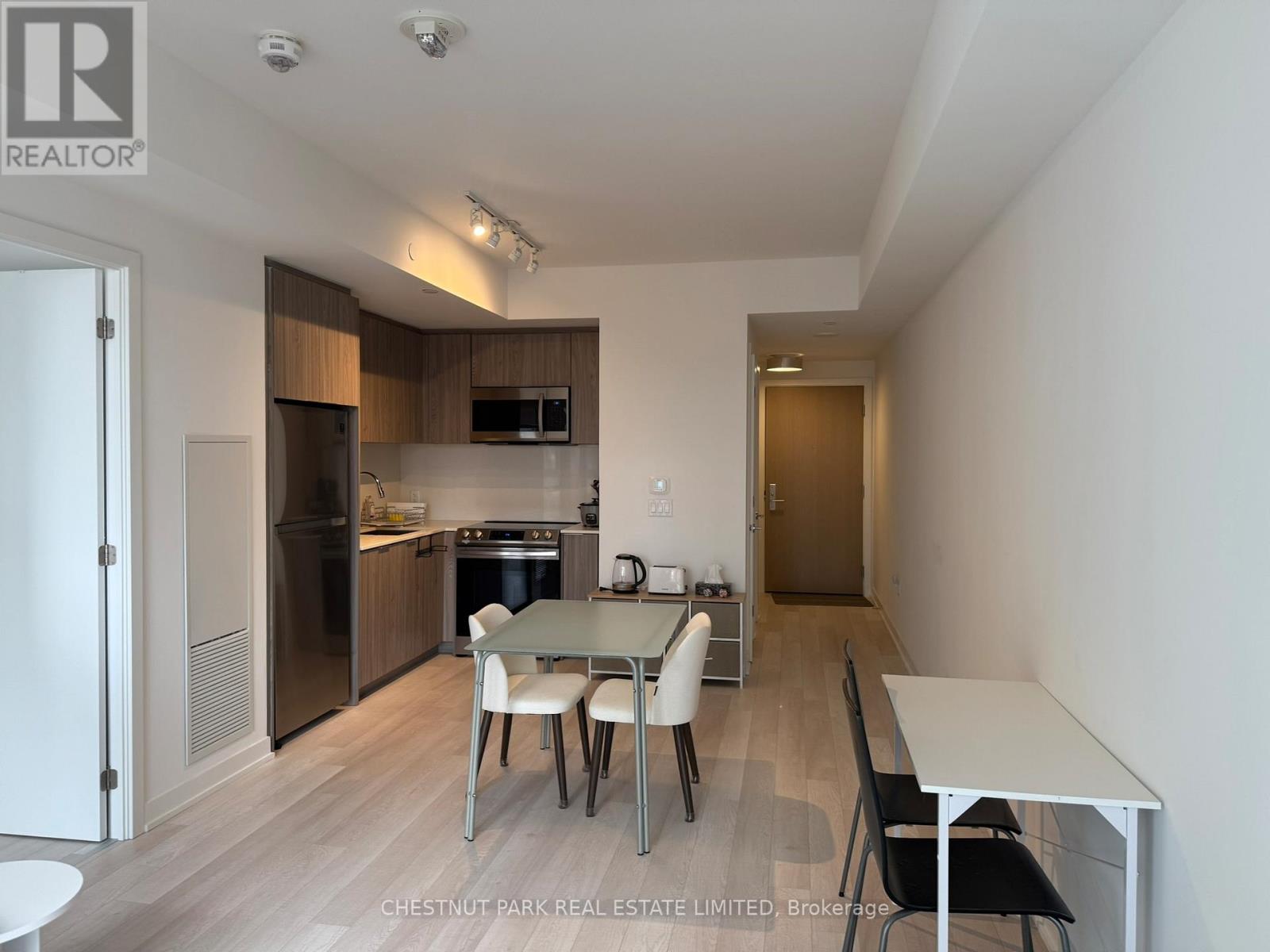 1202 - 357 King Street W, Toronto (Waterfront Communities), Ontario  M5V 1K1 - Photo 13 - C12453652