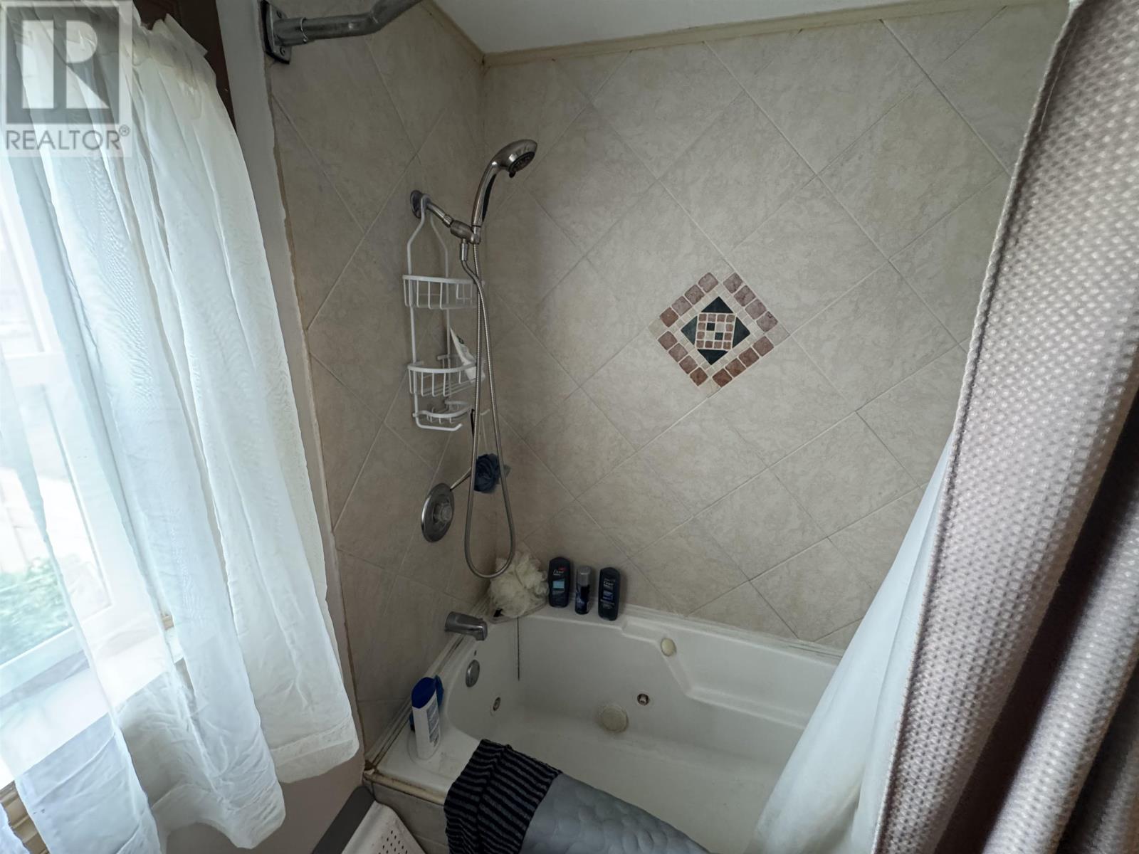 709 Mckenzie St, Thunder Bay, Ontario  P7C 3L5 - Photo 20 - TB253178
