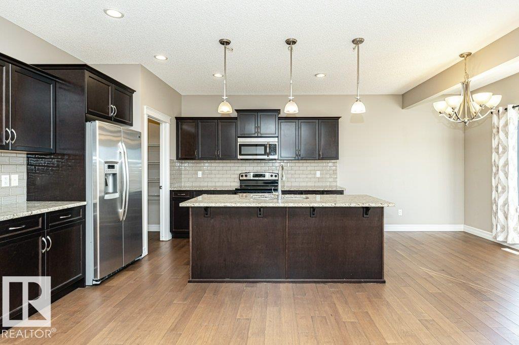 1920 33b St Nw, Edmonton, Alberta  T6T 0L3 - Photo 5 - E4462177