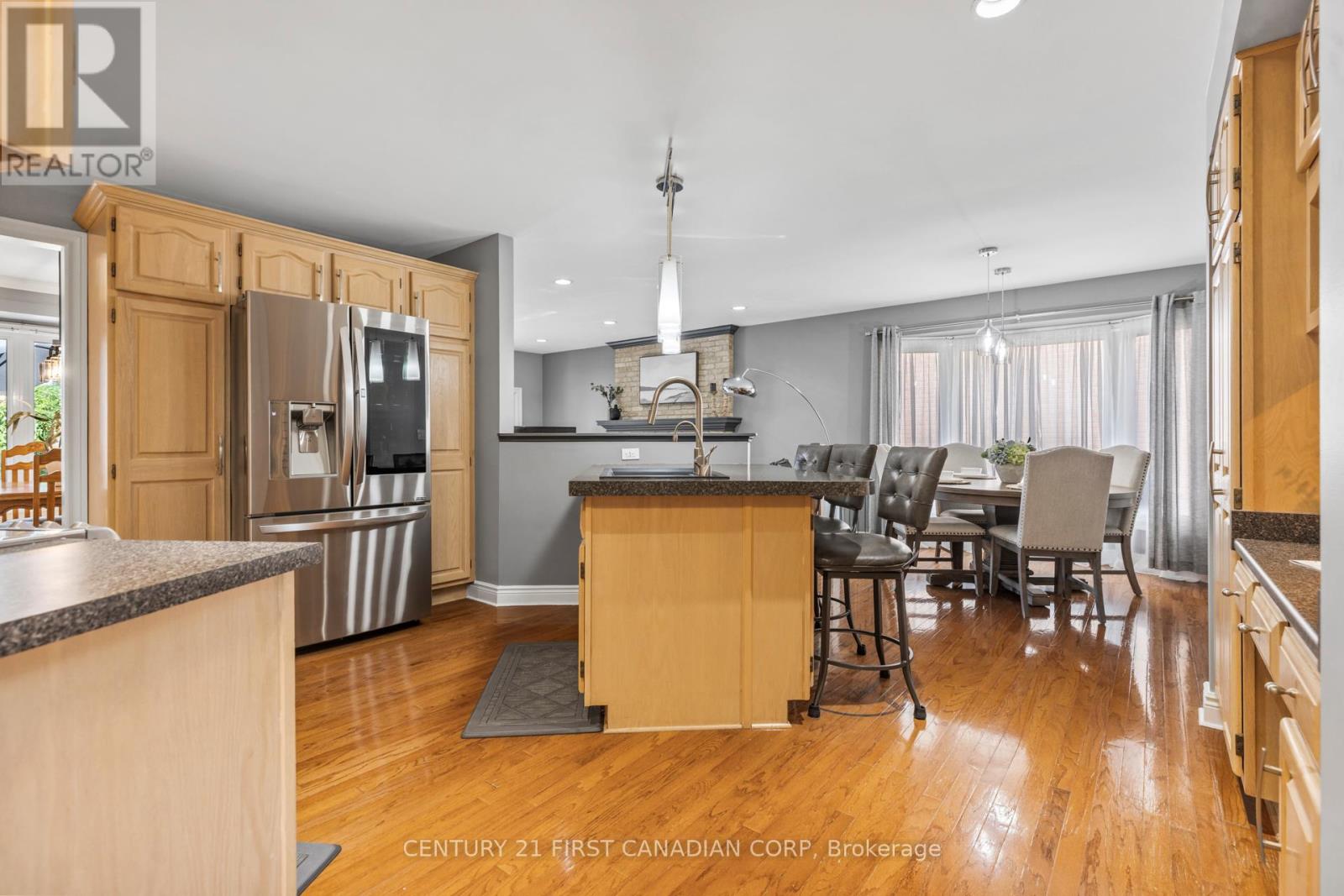2 Longview Court, London South, Ontario  N6K 4J1 - Photo 7 - X12464014