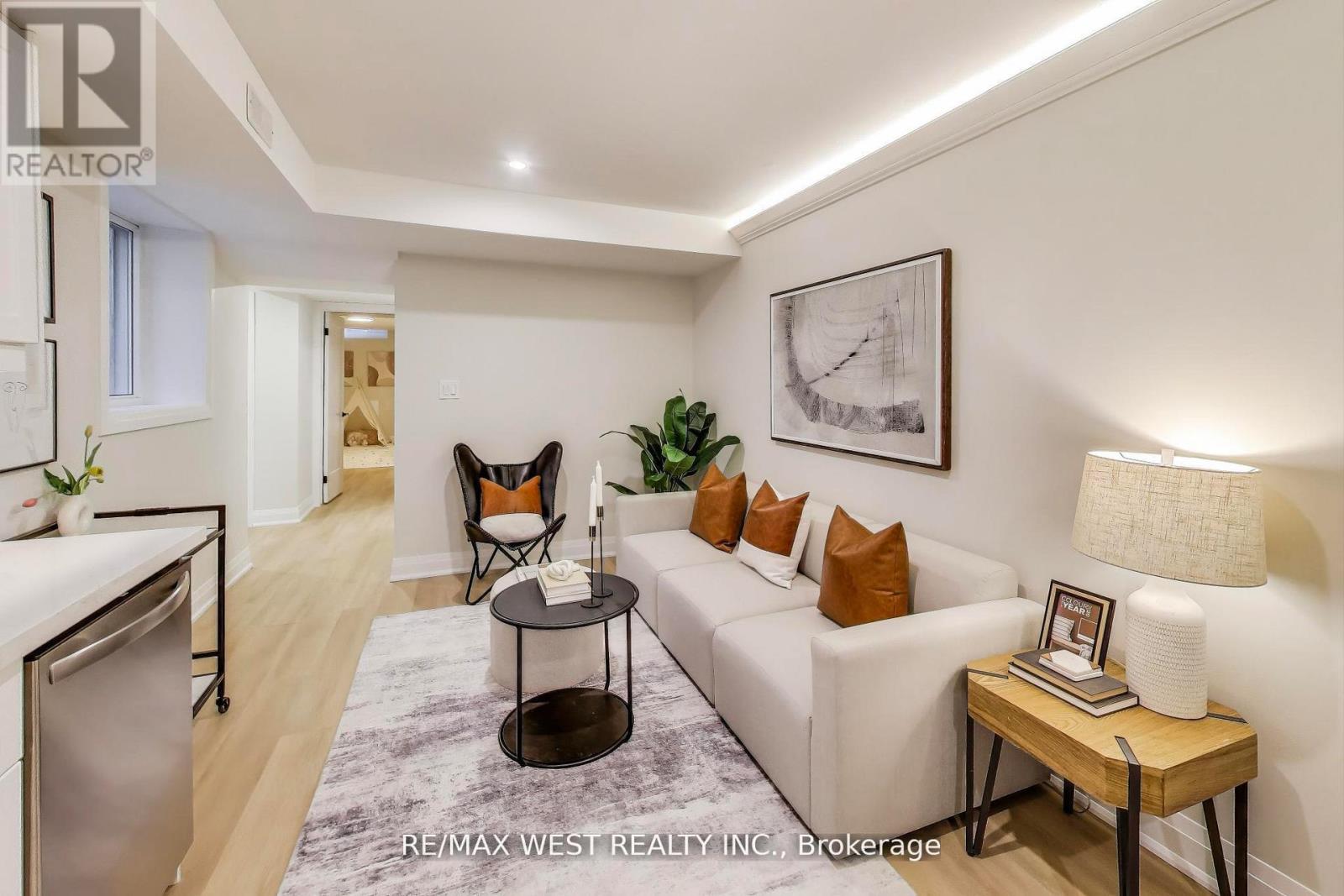 21 Rolyat Street, Toronto, Ontario  M6J 1S5 - Photo 30 - C12463860