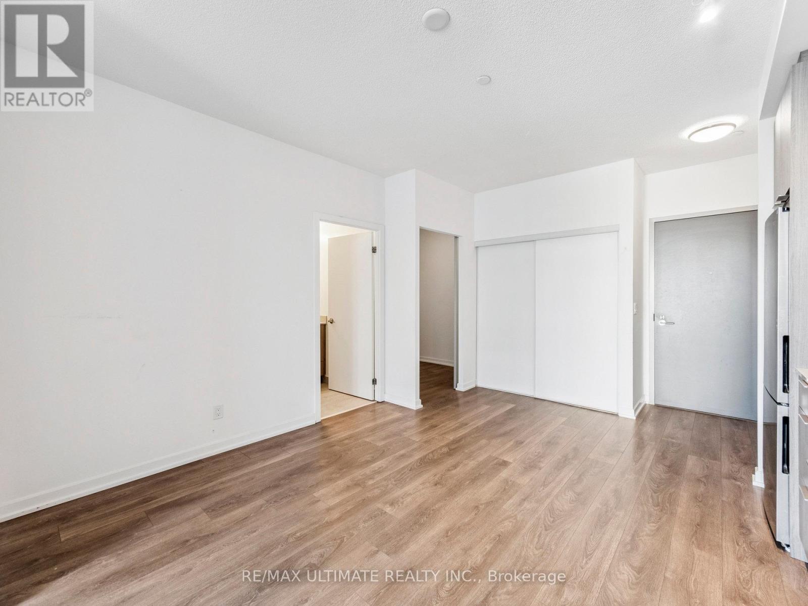 725 - 36 Forest Manor Road, Toronto, Ontario  M2J 1M5 - Photo 12 - C12463868