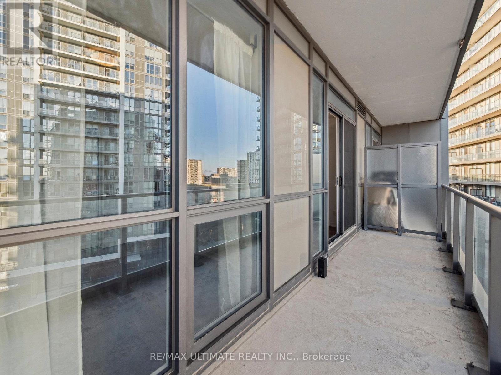 725 - 36 Forest Manor Road, Toronto, Ontario  M2J 1M5 - Photo 35 - C12463868