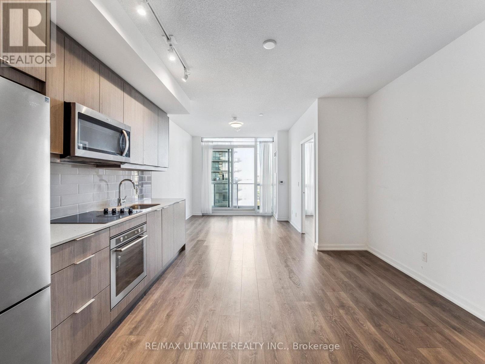 725 - 36 Forest Manor Road, Toronto, Ontario  M2J 1M5 - Photo 9 - C12463868