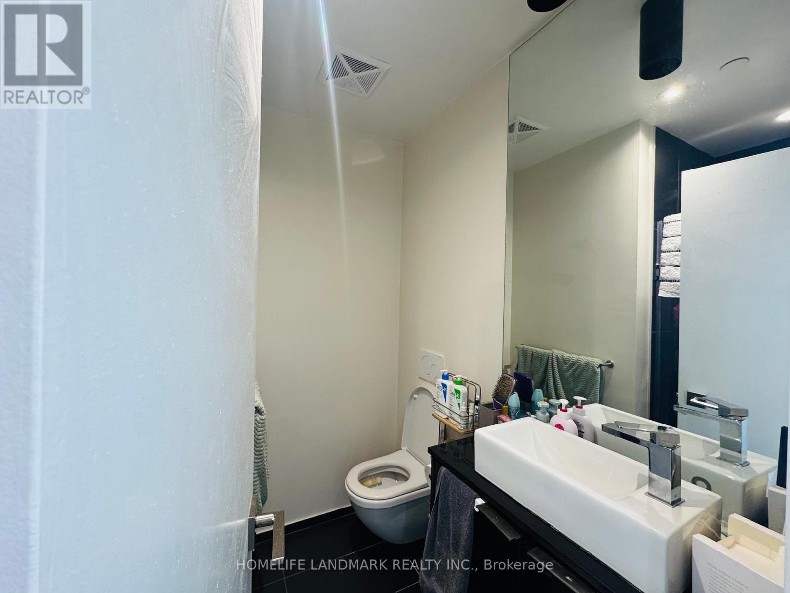 3215 - 70 Temperance Street, Toronto, Ontario  M5H 0B1 - Photo 15 - C12463883