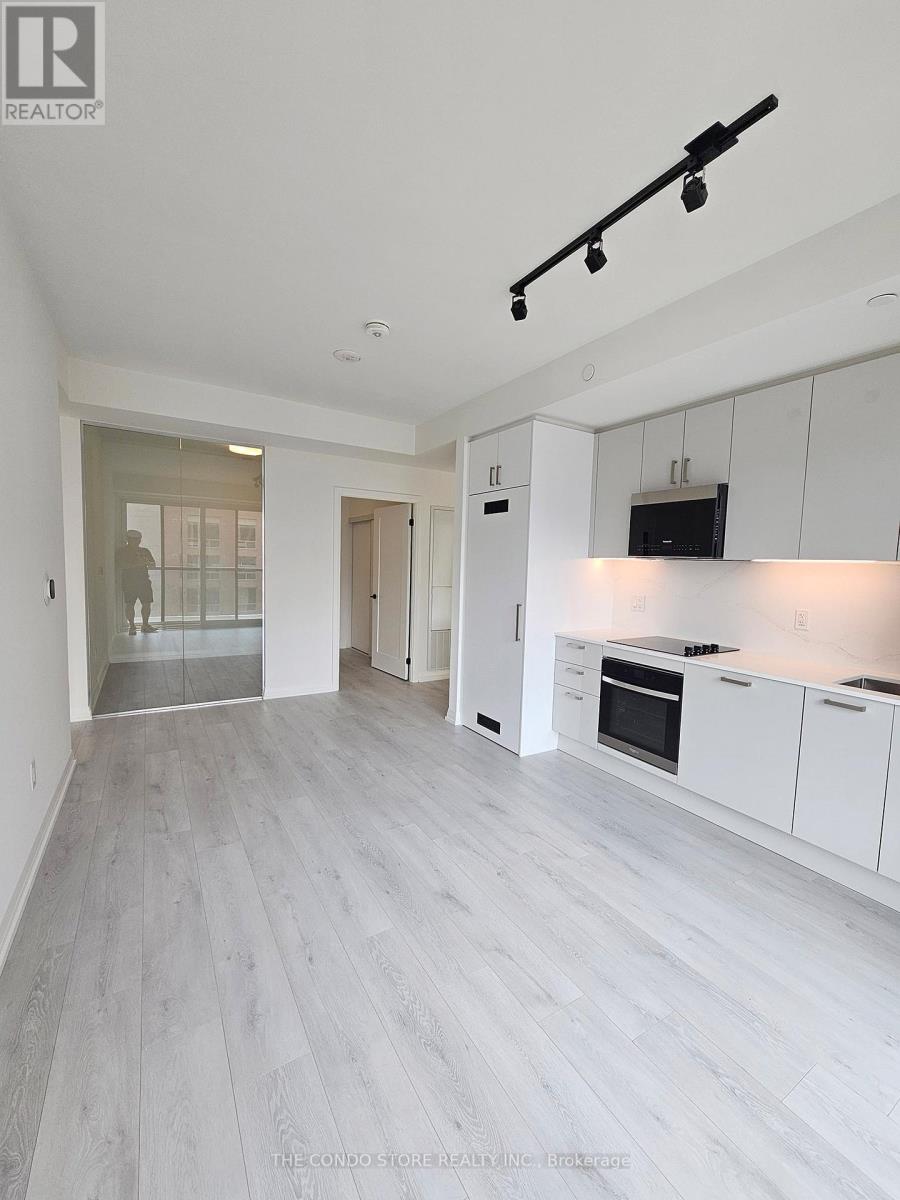 708 - 280 Dundas Street W, Toronto, Ontario  M5T 0E3 - Photo 4 - C12463884