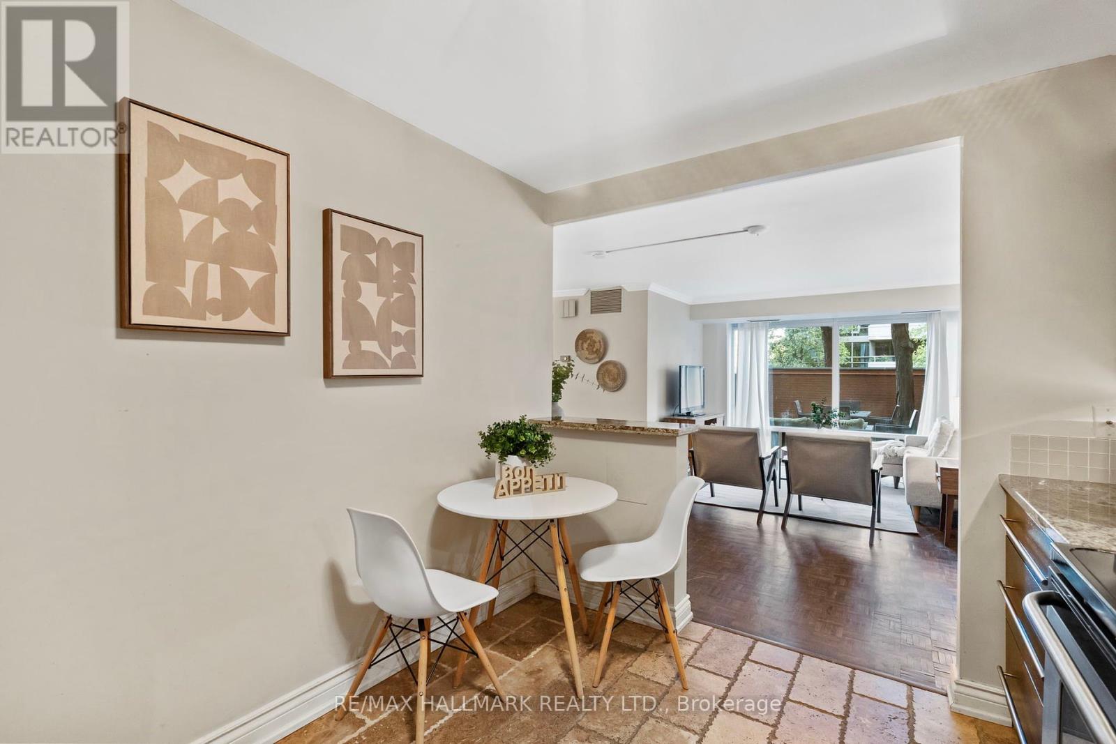 Th 15 - 260 Heath Street W, Toronto, Ontario  M5P 3L6 - Photo 13 - C12463929