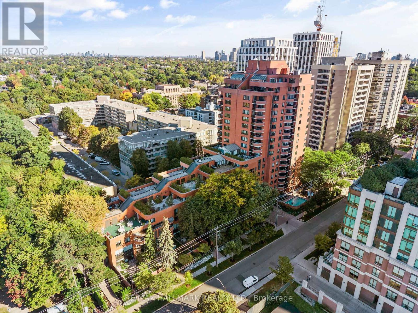 Th 15 - 260 Heath Street W, Toronto, Ontario  M5P 3L6 - Photo 48 - C12463929