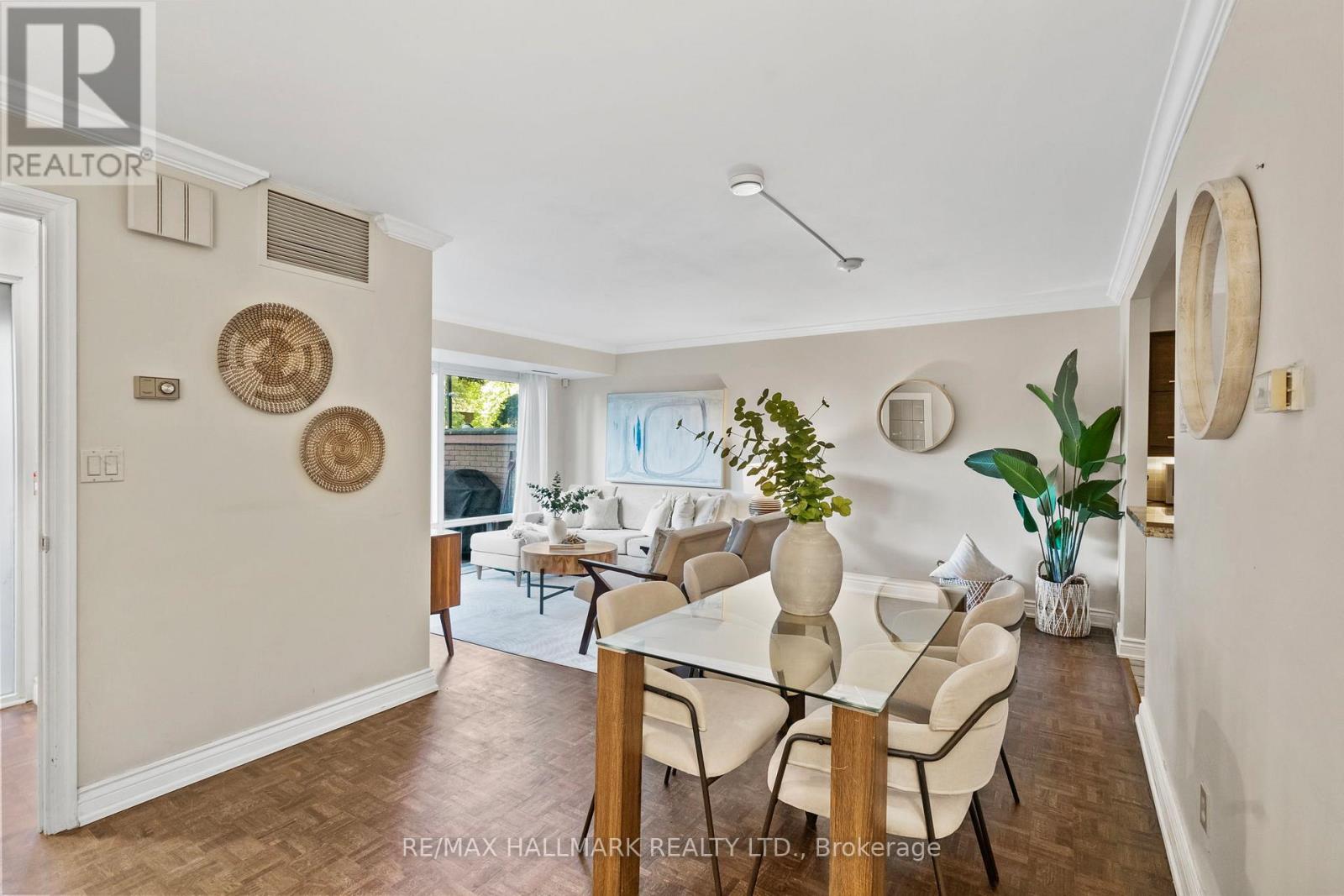 Th 15 - 260 Heath Street W, Toronto, Ontario  M5P 3L6 - Photo 6 - C12463929