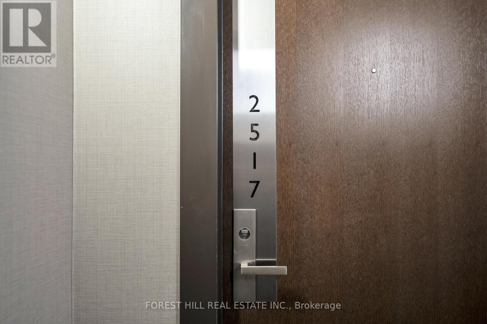 2517 - 70 Temperance St Street, Toronto, Ontario  M5H 0B1 - Photo 33 - C12463959
