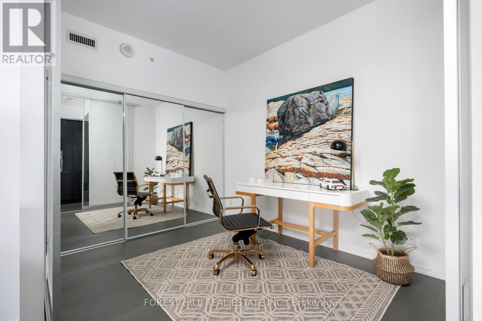 2517 - 70 Temperance St Street, Toronto, Ontario  M5H 0B1 - Photo 7 - C12463959