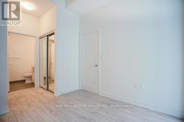 815w - 27 Bathurst Street, Toronto, Ontario  M5V 2P1 - Photo 17 - C12463965