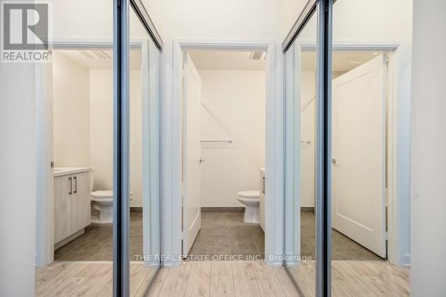 815w - 27 Bathurst Street, Toronto, Ontario  M5V 2P1 - Photo 18 - C12463965