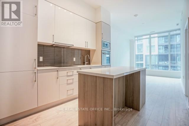 815w - 27 Bathurst Street, Toronto, Ontario  M5V 2P1 - Photo 7 - C12463965