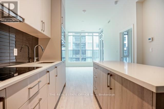 815w - 27 Bathurst Street, Toronto, Ontario  M5V 2P1 - Photo 8 - C12463965