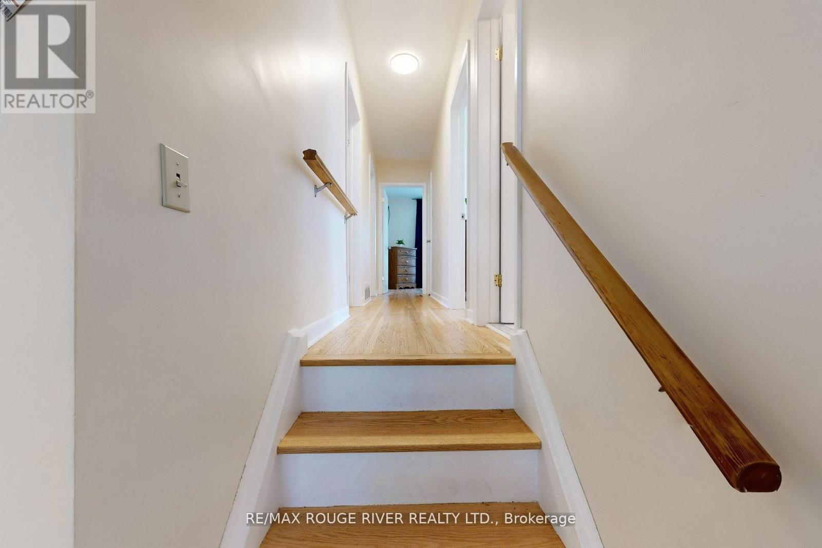 18 Darlingside Drive, Toronto, Ontario  M1E 3N8 - Photo 12 - E12463874