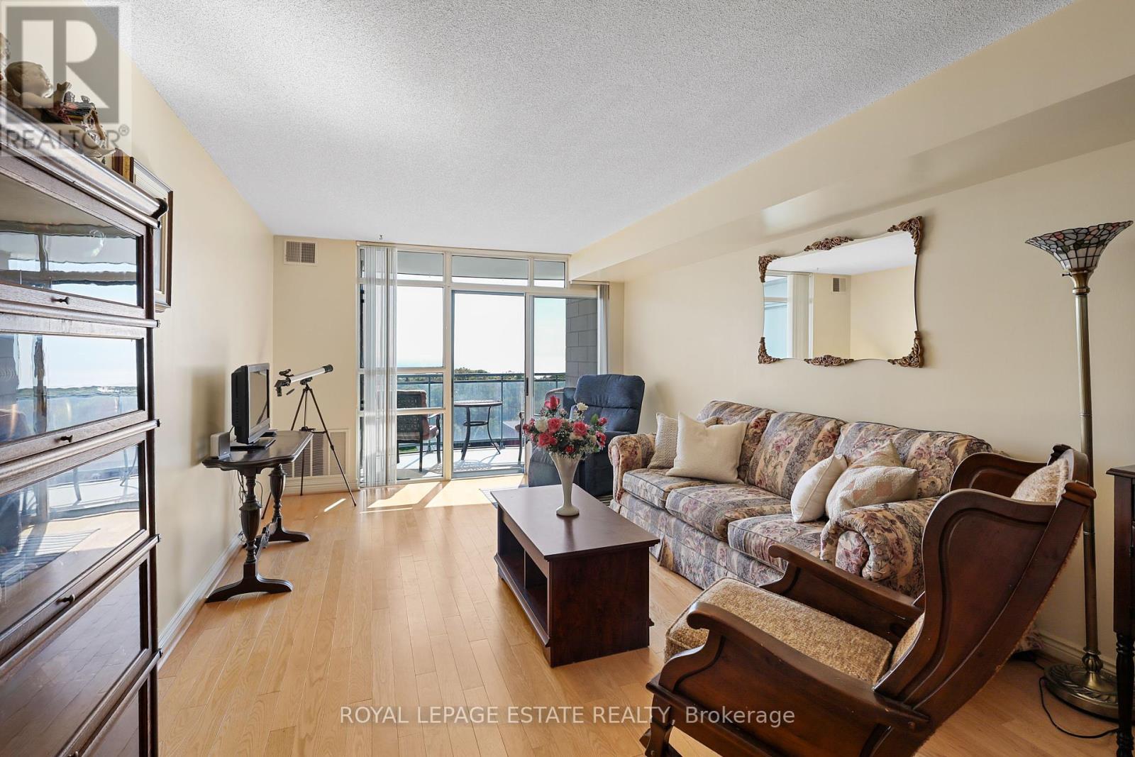 1003 - 1093 Kingston Road, Toronto, Ontario  M1N 4E2 - Photo 4 - E12463886