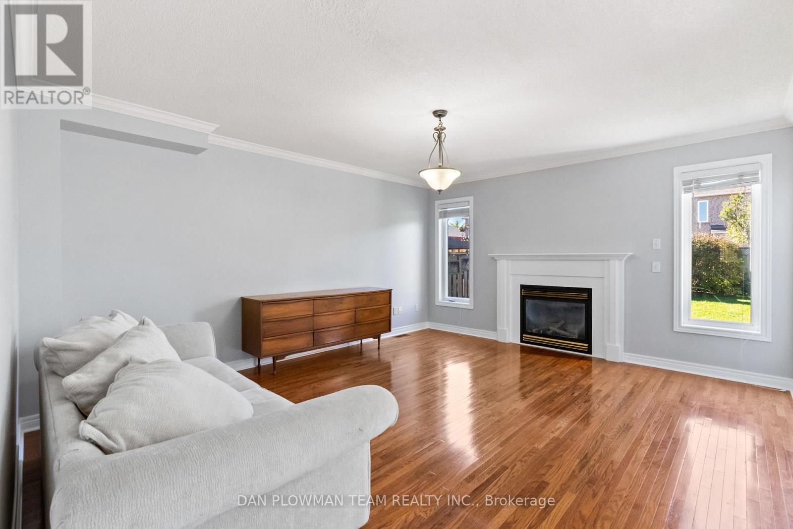 6 Tormina Boulevard, Whitby, Ontario  L1R 3B2 - Photo 11 - E12463898