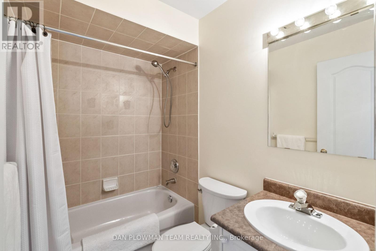 6 Tormina Boulevard, Whitby, Ontario  L1R 3B2 - Photo 26 - E12463898