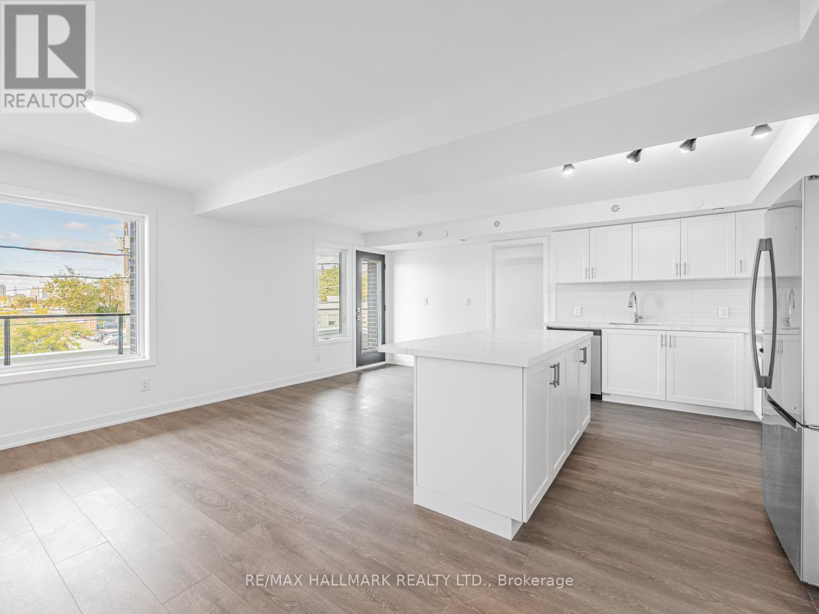 1 - 1491 O'connor Drive, Toronto, Ontario  M4B 2V5 - Photo 10 - E12463961