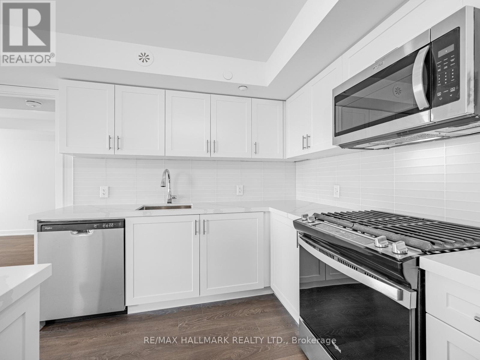 1 - 1491 O'connor Drive, Toronto, Ontario  M4B 2V5 - Photo 15 - E12463961