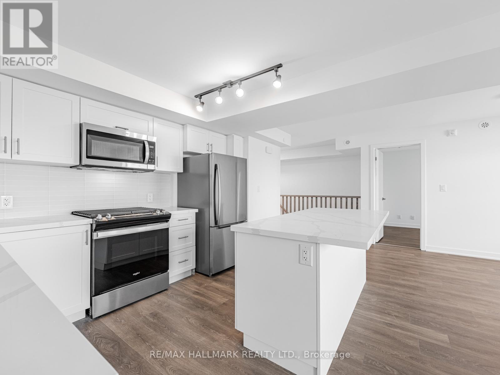 1 - 1491 O'connor Drive, Toronto, Ontario  M4B 2V5 - Photo 18 - E12463961