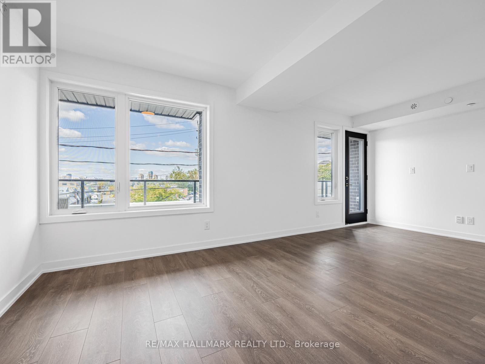 1 - 1491 O'connor Drive, Toronto, Ontario  M4B 2V5 - Photo 25 - E12463961