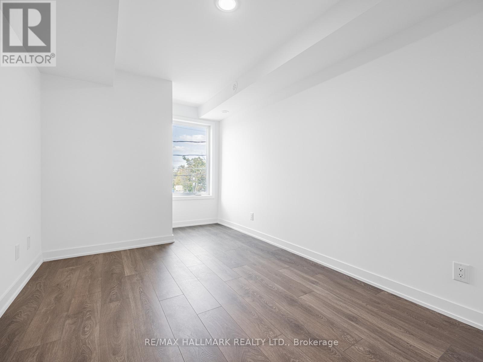 1 - 1491 O'connor Drive, Toronto, Ontario  M4B 2V5 - Photo 32 - E12463961