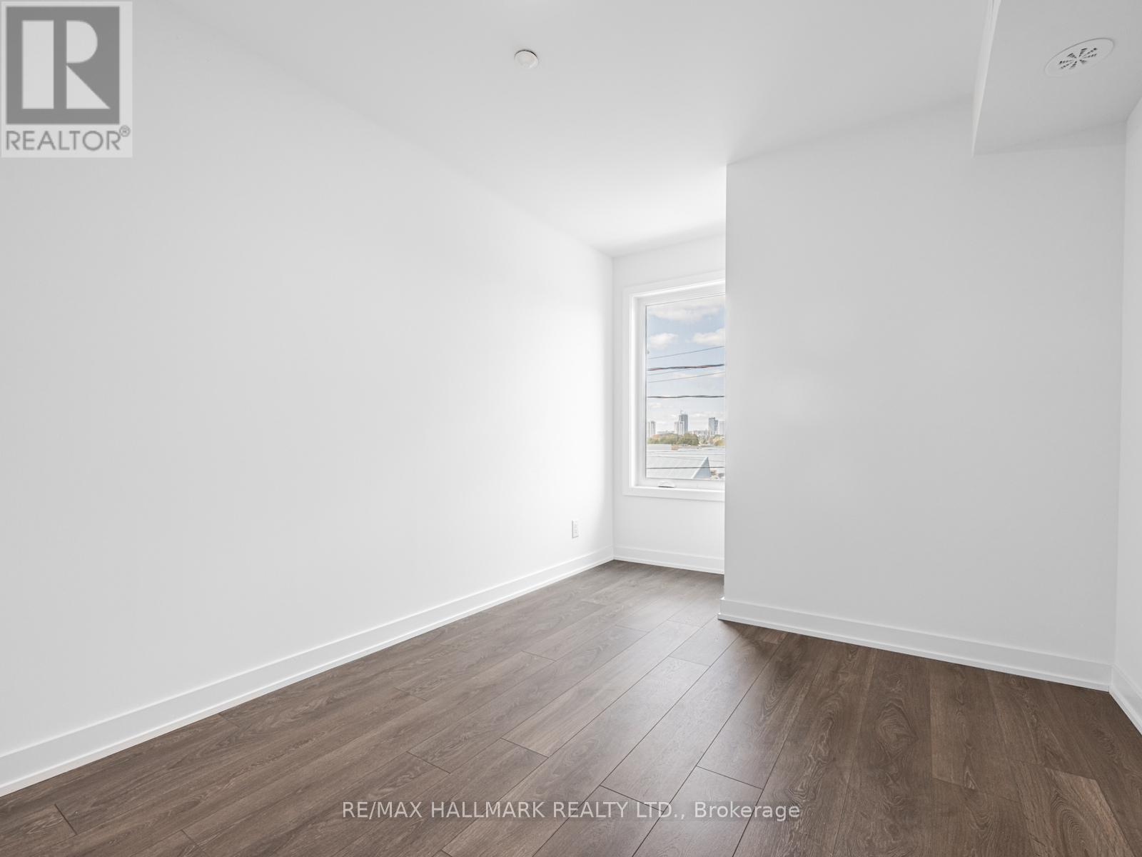 1 - 1491 O'connor Drive, Toronto, Ontario  M4B 2V5 - Photo 37 - E12463961