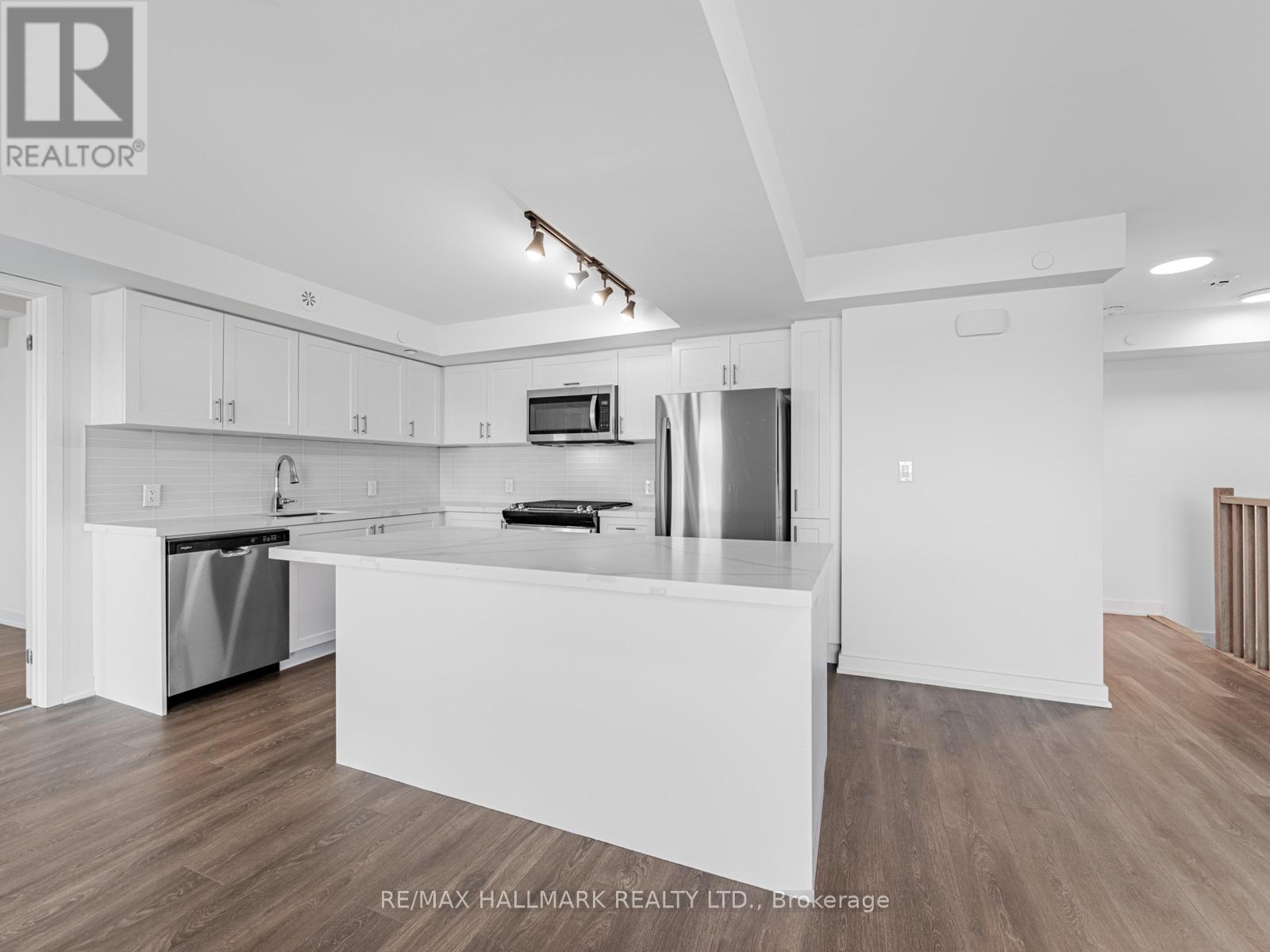 1 - 1491 O'connor Drive, Toronto, Ontario  M4B 2V5 - Photo 5 - E12463961