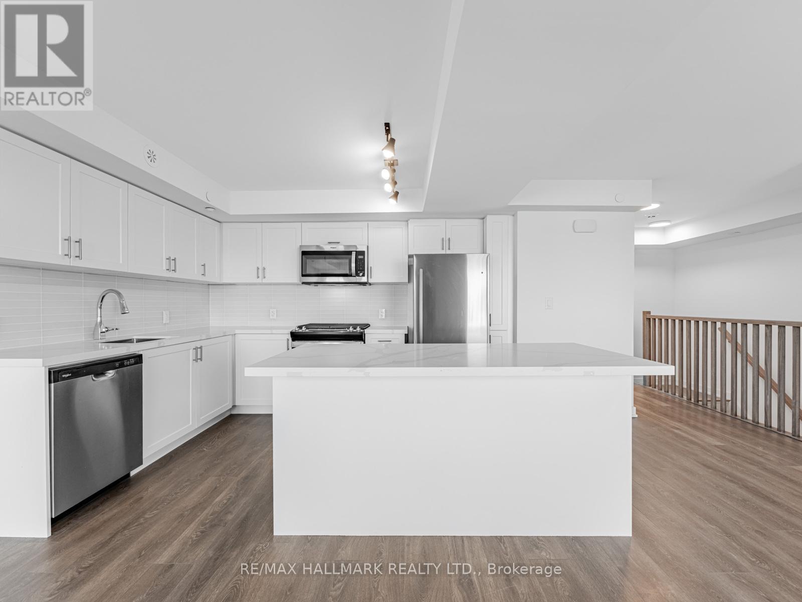 1 - 1491 O'connor Drive, Toronto, Ontario  M4B 2V5 - Photo 6 - E12463961
