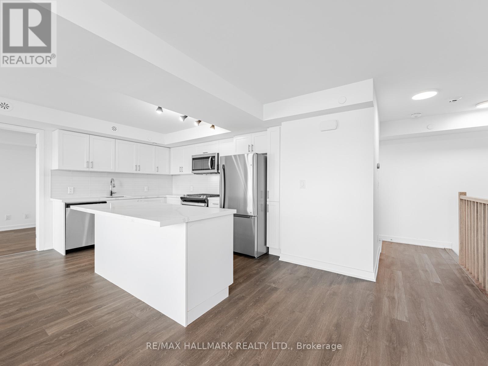 1 - 1491 O'connor Drive, Toronto, Ontario  M4B 2V5 - Photo 8 - E12463961