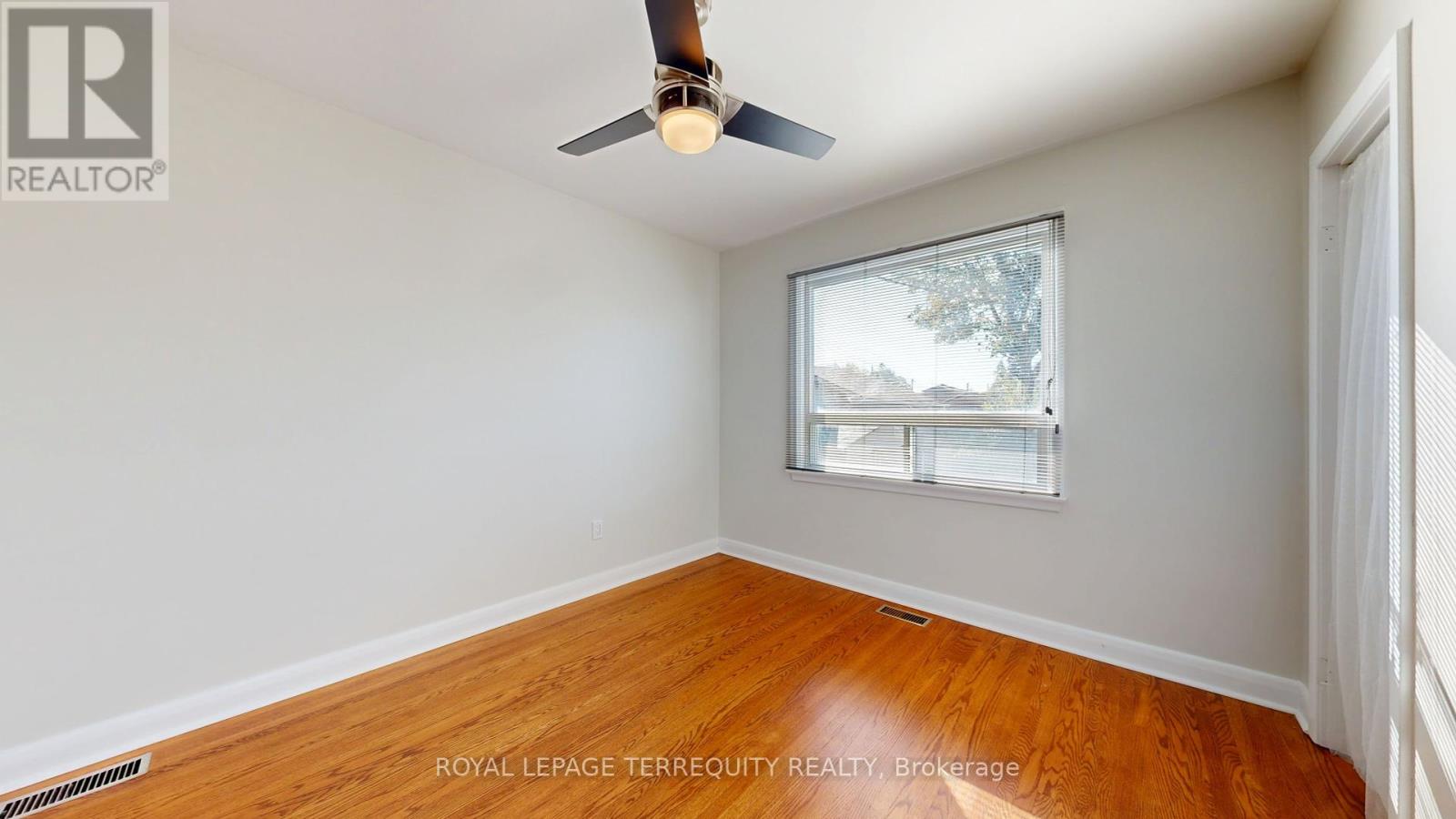 85 Romulus Drive, Toronto, Ontario  M1K 4C1 - Photo 12 - E12463976