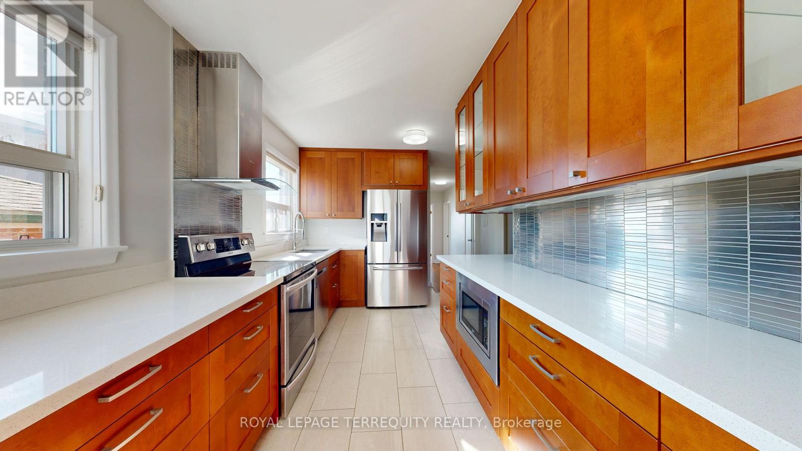 85 Romulus Drive, Toronto, Ontario  M1K 4C1 - Photo 16 - E12463976
