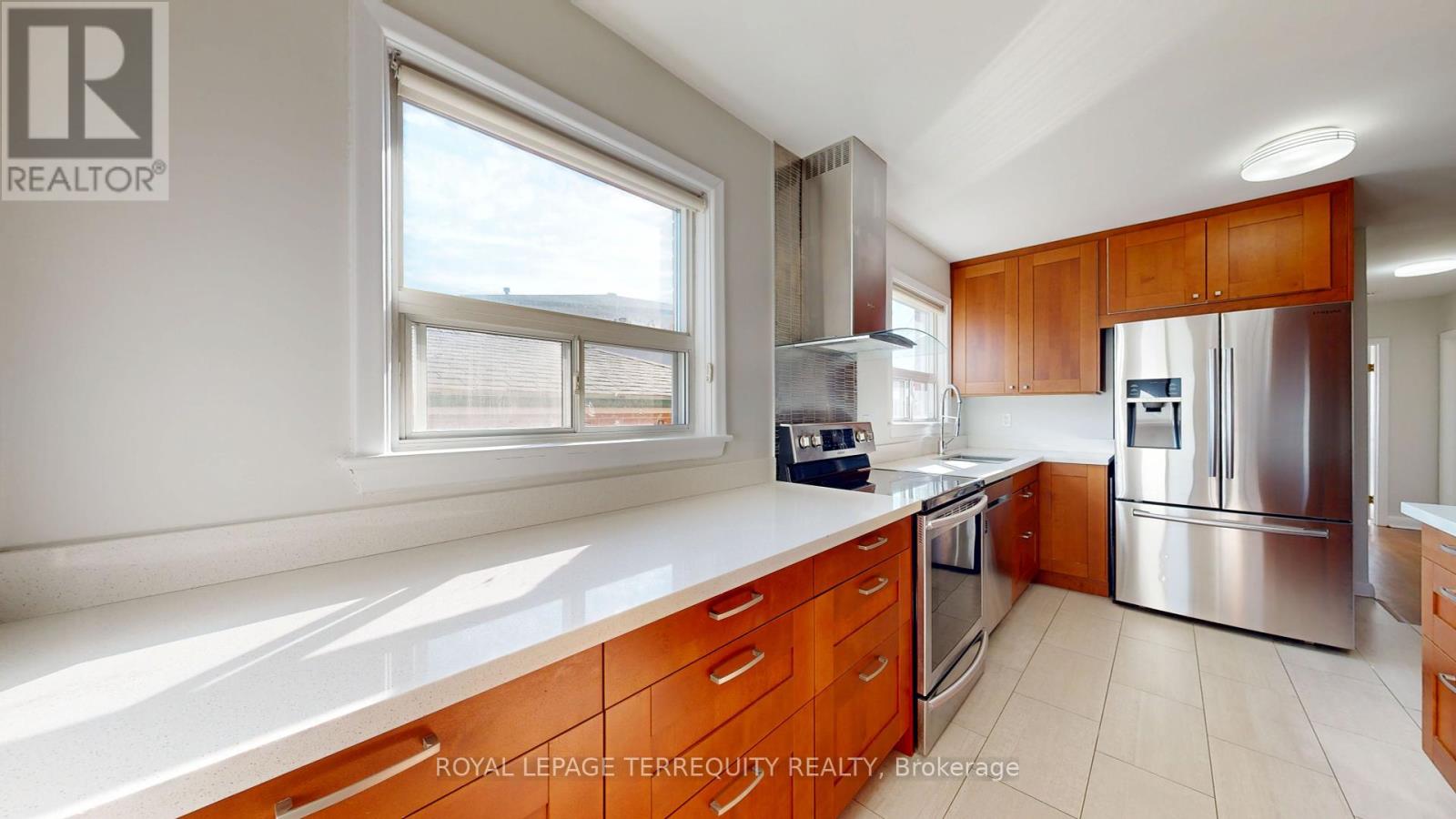 85 Romulus Drive, Toronto, Ontario  M1K 4C1 - Photo 17 - E12463976