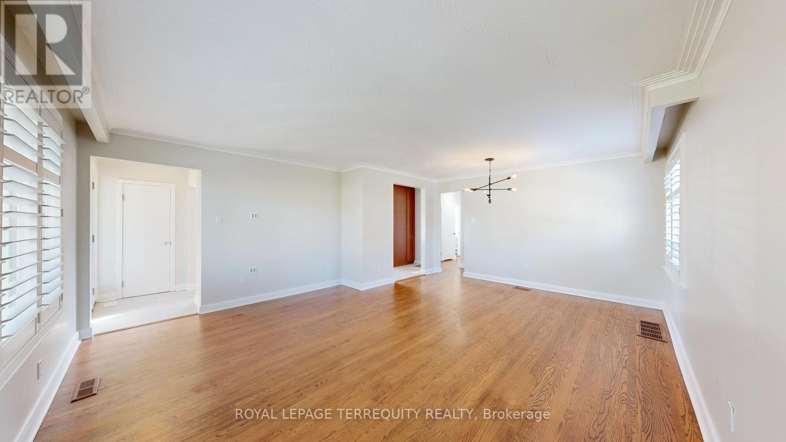 85 Romulus Drive, Toronto, Ontario  M1K 4C1 - Photo 4 - E12463976
