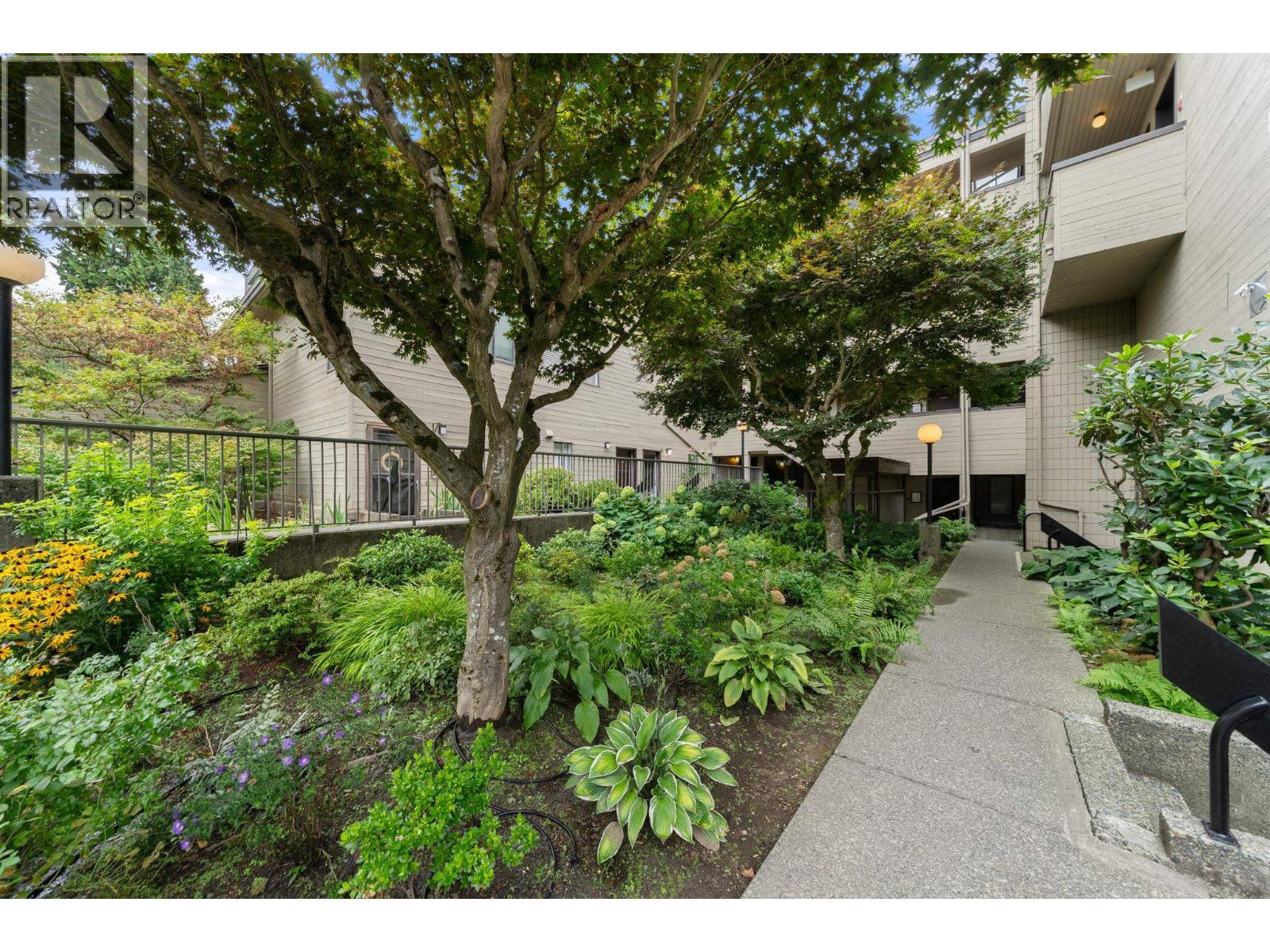 206 1363 Clyde Avenue, West Vancouver, British Columbia  V7T 2W9 - Photo 18 - R3058781