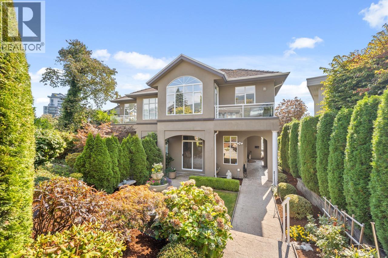 2362 MARINE DRIVE, West Vancouver, British Columbia