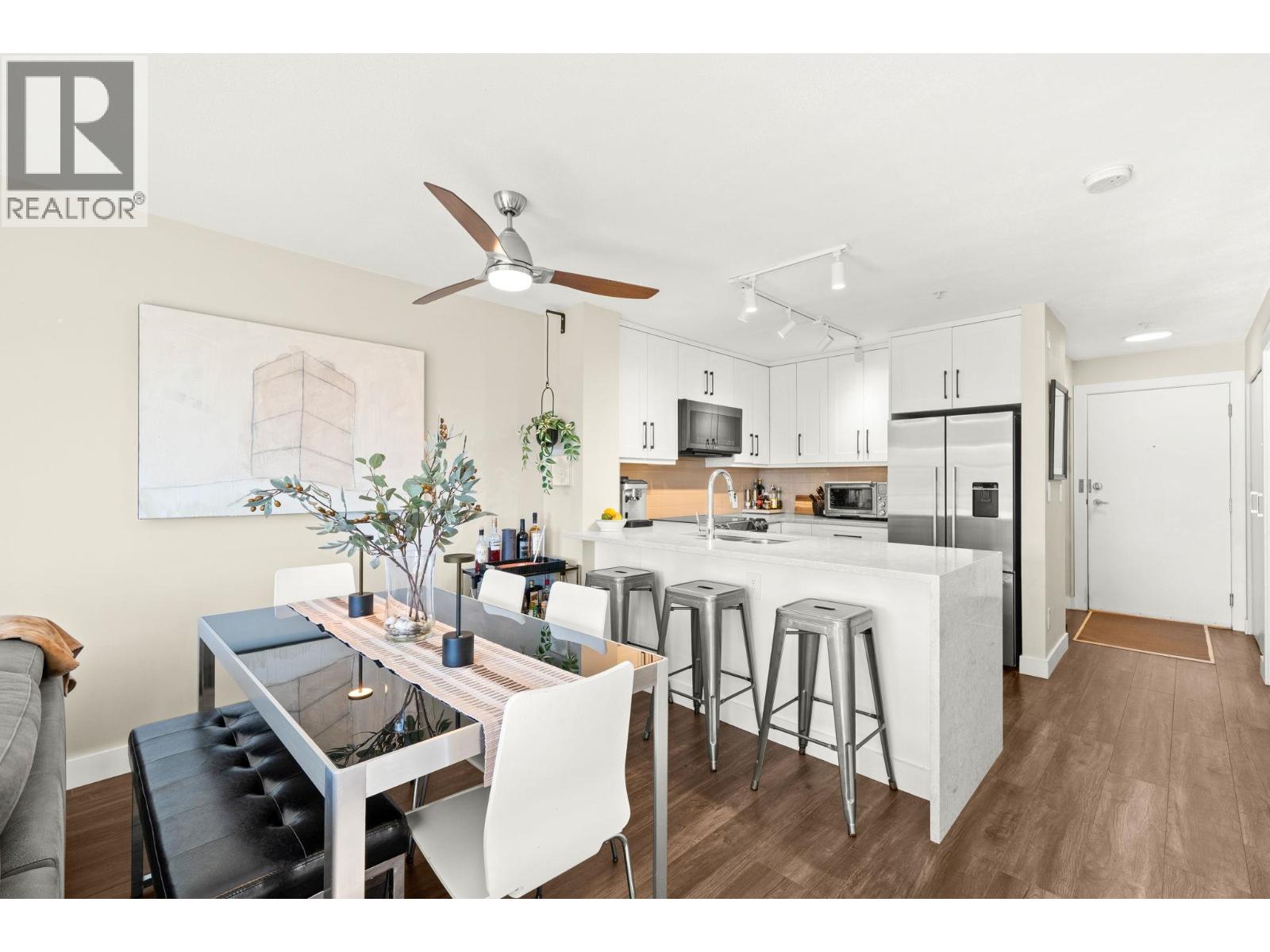 410 124 W 3rd Street, North Vancouver, British Columbia  V7M 1E8 - Photo 10 - R3058817