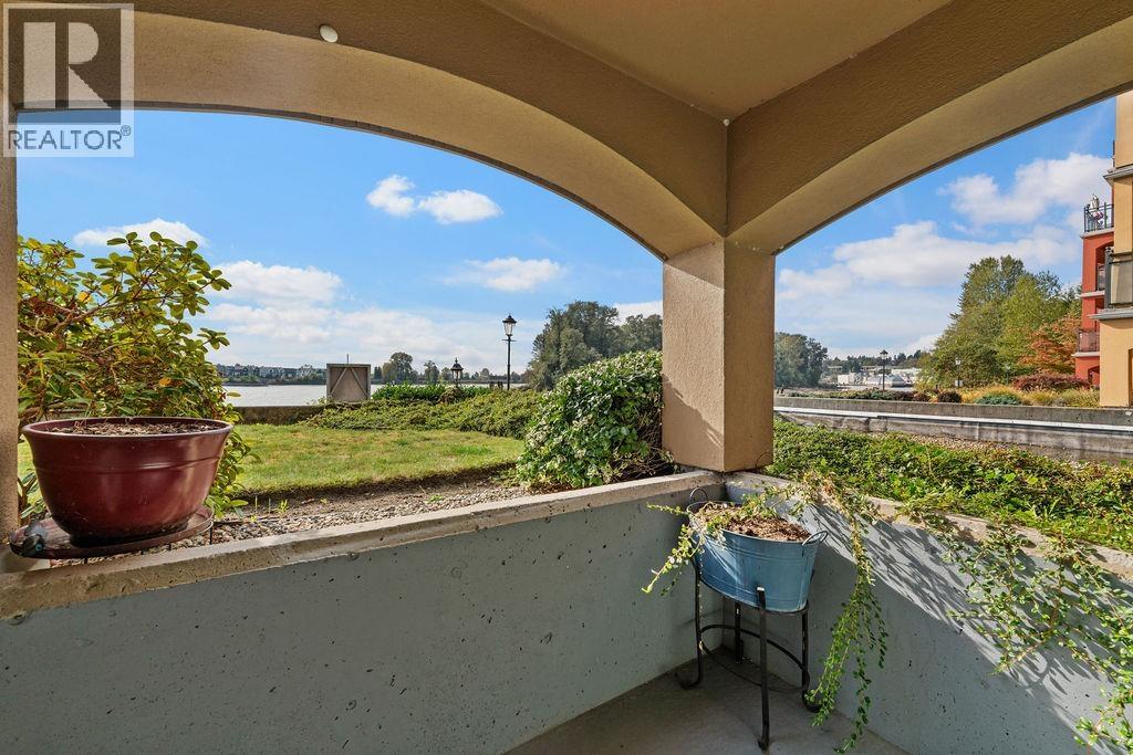 111 6 Renaissance Square, New Westminster, British Columbia  V3M 6N8 - Photo 28 - R3058818