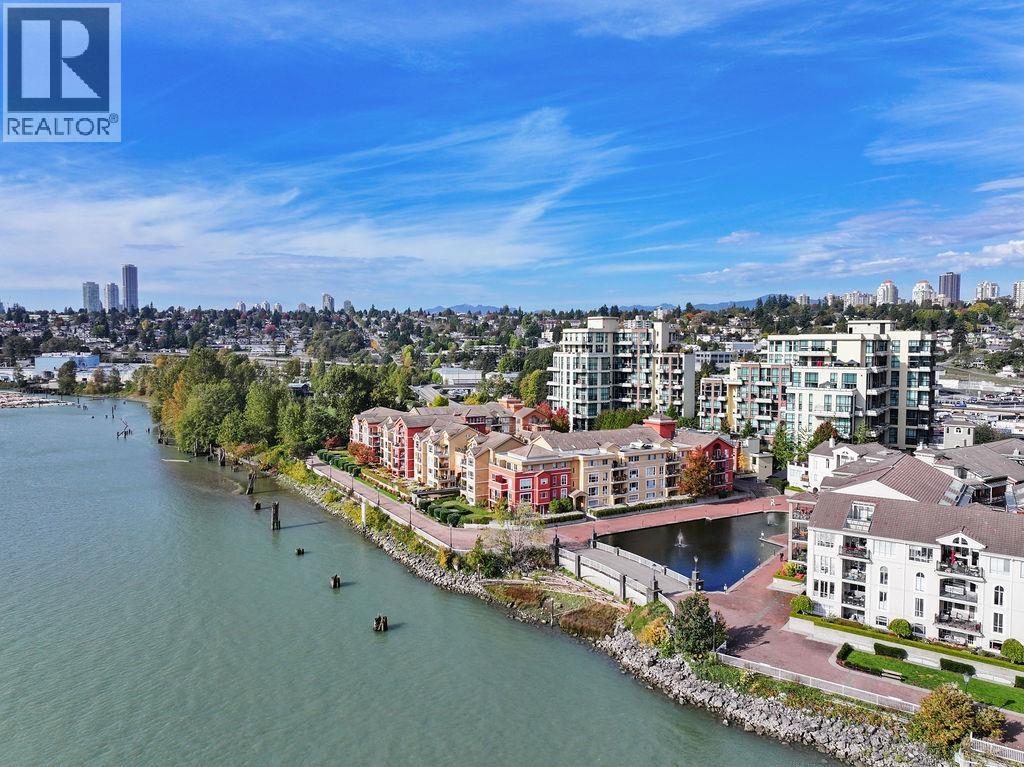 111 6 Renaissance Square, New Westminster, British Columbia  V3M 6N8 - Photo 9 - R3058818