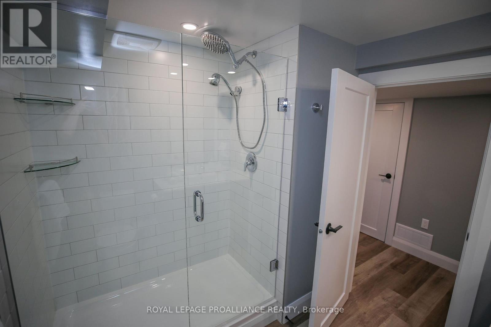 808 Riverview Lane, Elizabethtown-Kitley, Ontario  K6V 7G5 - Photo 18 - X12463990