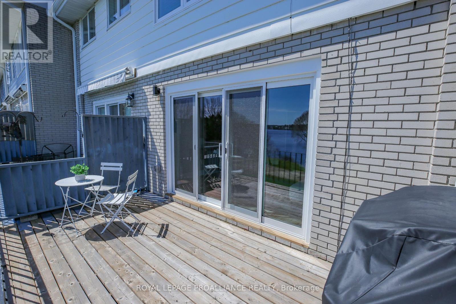 808 Riverview Lane, Elizabethtown-Kitley, Ontario  K6V 7G5 - Photo 21 - X12463990