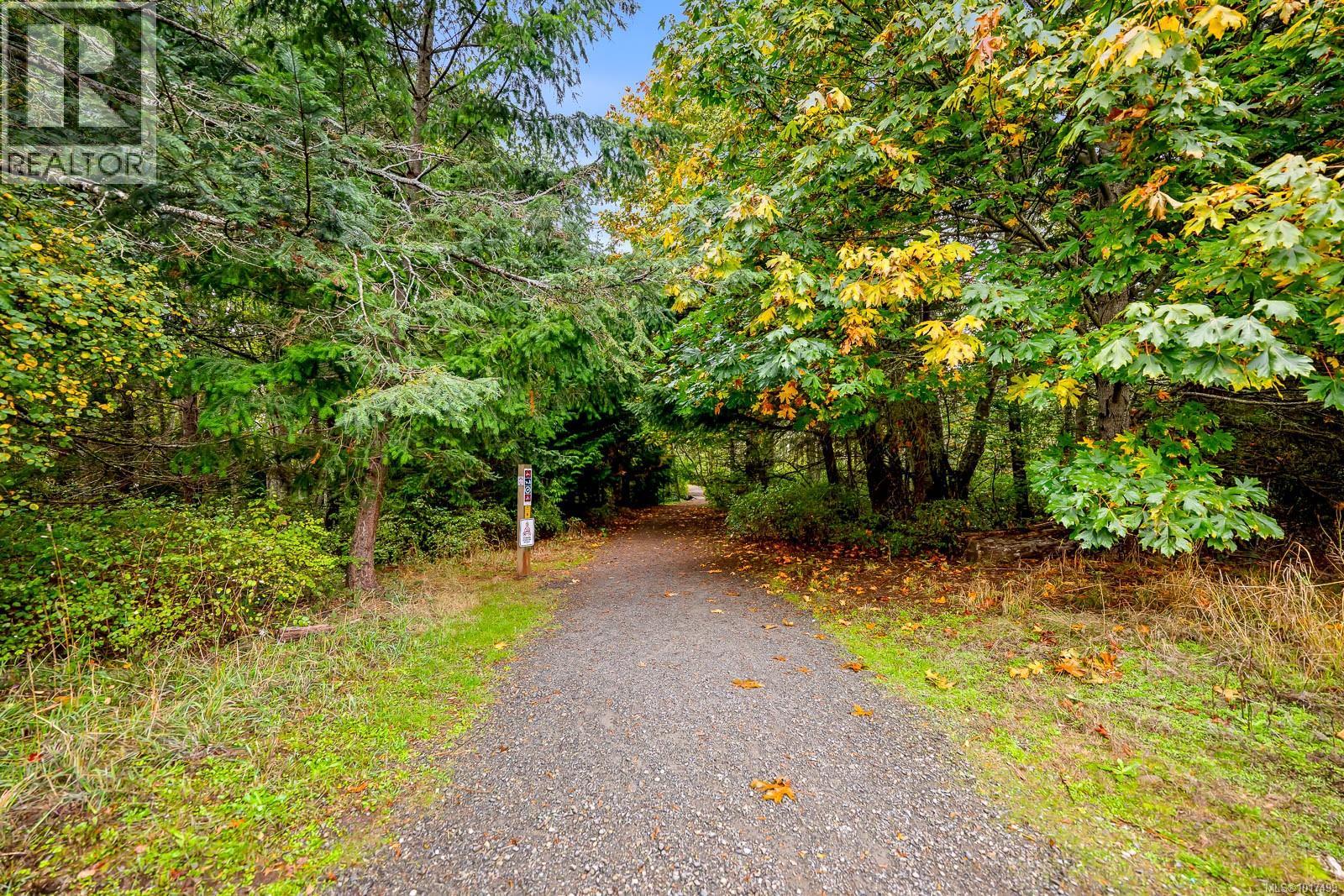 203 4686 Alderwood Pl, Courtenay, British Columbia  V9N 9A1 - Photo 24 - 1017499