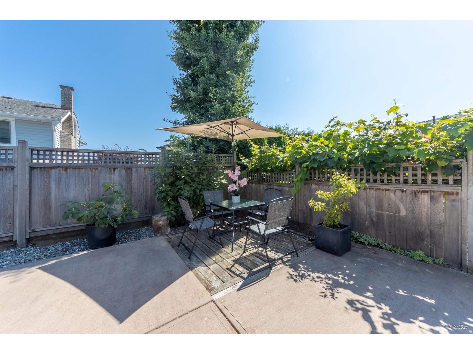 15552 Vista Drive, White Rock, British Columbia  V4B 5H8 - Photo 30 - R3058724